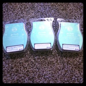 3 scentsy warmer bars