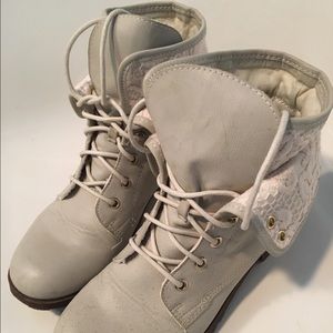 Cream combat boots with lace detail