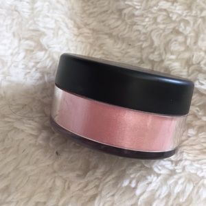 MAC loose pigment! ❤️