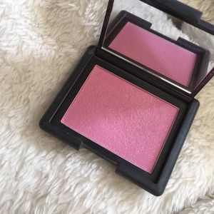 NARS Angelika blush!