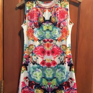 Skin tight pattern mini dress