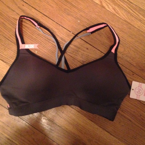 Push up sports bra