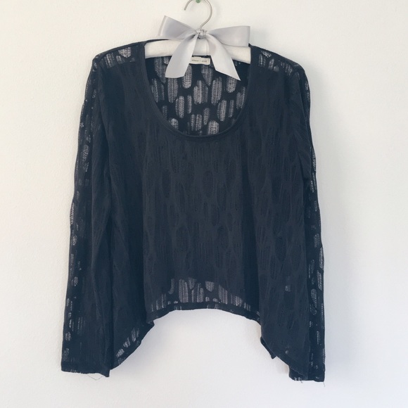 URBAN OUTFITTERS (Silence+Noise) // Black Sweater