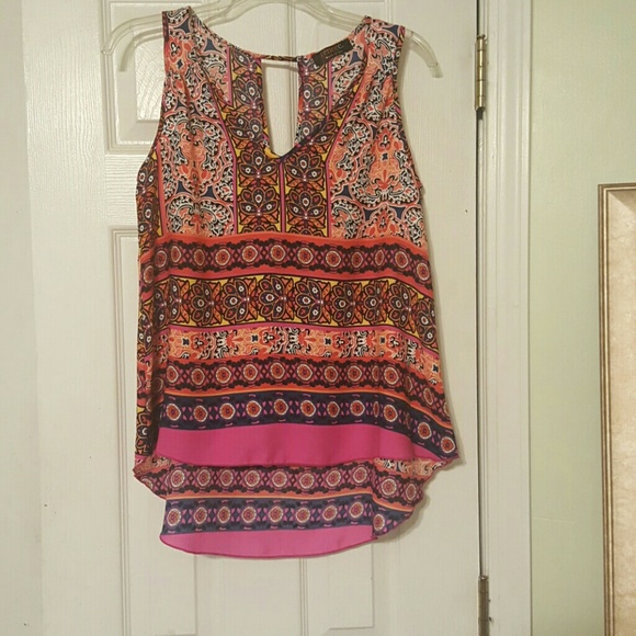 Shell Top Blouse - Picture 3 of 4