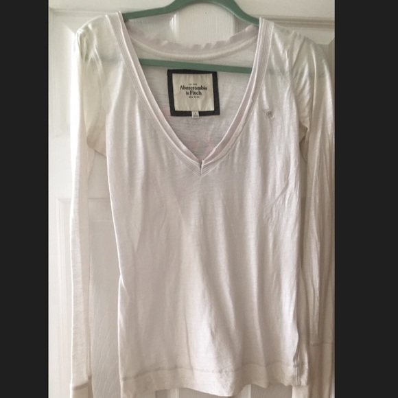 White long sleeve 💐
