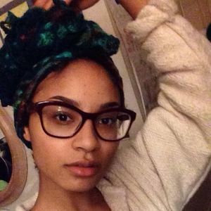 Meet your Posher, Alleah