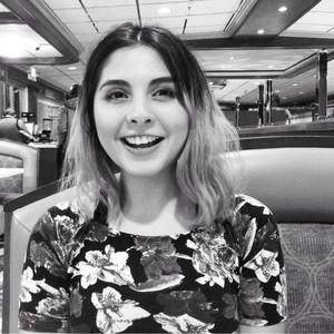 Meet your Posher, Fadia