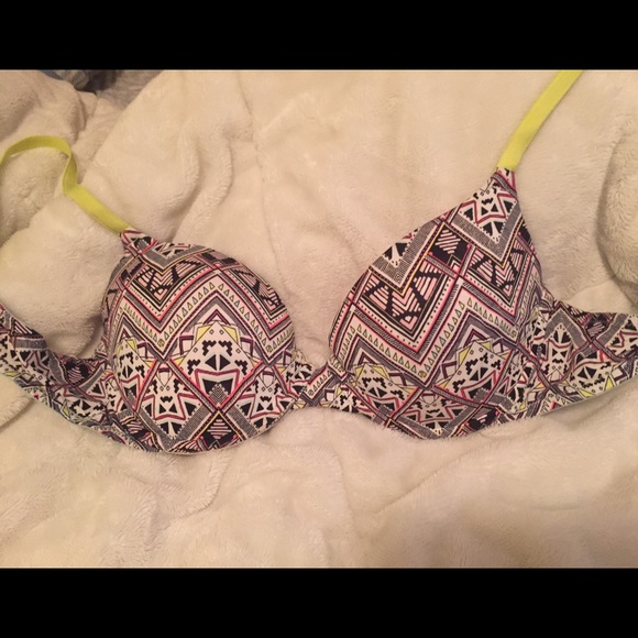 36C Victoria's Secret Pink push-up bra