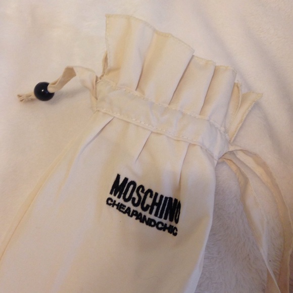 Moschino umbrella - Picture 3 of 4