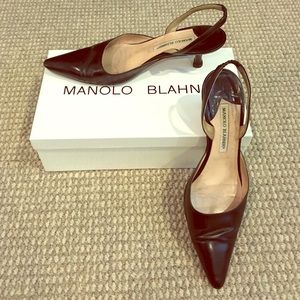 Manolo Blahnik kitten heel slingback pumps black