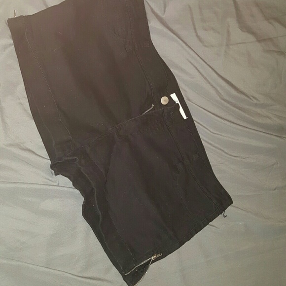 All black shorts!! With cute zippers onside