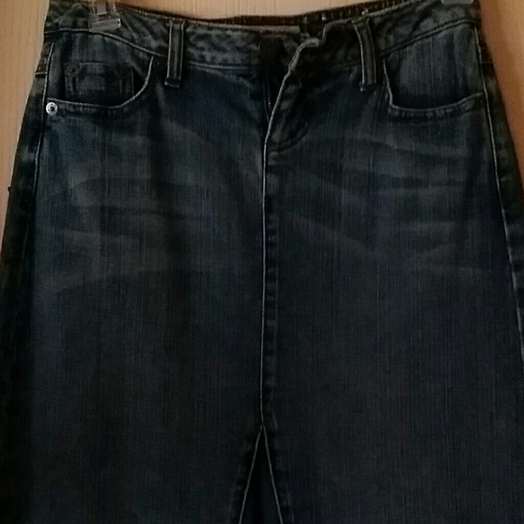 Jean skirt. .."hi-low"