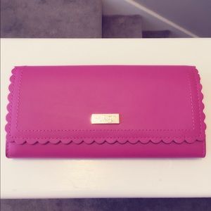 🚫🚫SOLD🚫🚫Kate spade cyndy wallet