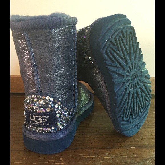 INFINITE SPARKLE Swarovski UGG's!!!  Size C6 - Picture 2 of 4