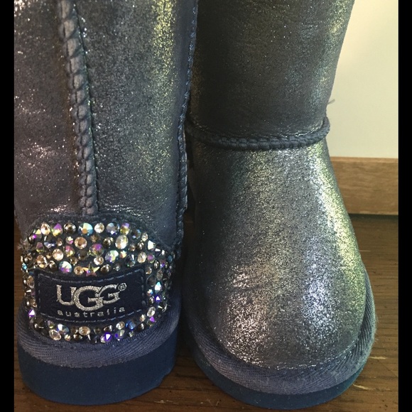 INFINITE SPARKLE Swarovski UGG's!!!  Size C6 - Picture 4 of 4