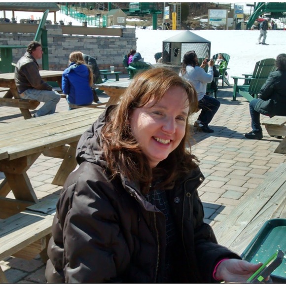 Meet your Posher, Carol - Picture 1 of 1