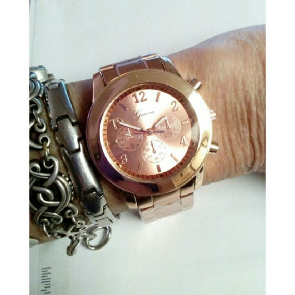 💕HP 9/25/16💕GENEVA ROSE COLOR SS WATCHES - Picture 2 of 2