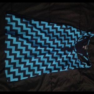 Small rue 21 blue chevron tank top