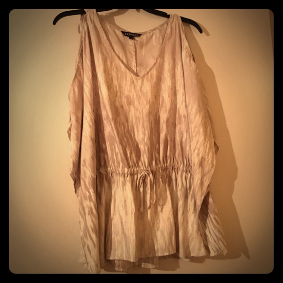 Express Tops - Express super unique top!