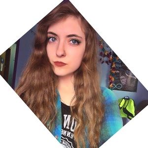 Meet your Posher, Kaitlyn