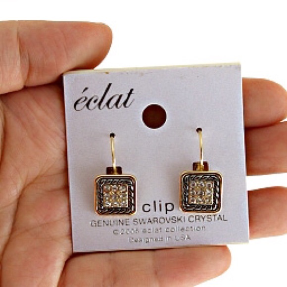 Rhodium tone square earrings - Picture 3 of 4