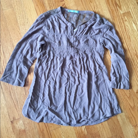 Flowy peasant top style blouse