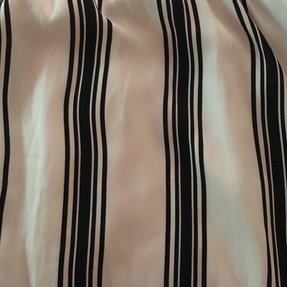 Long black and white high collar dress, worn once. - Picture 3 of 3