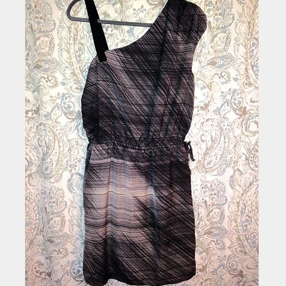 Asymmetrical Abstract Print Gap Dress