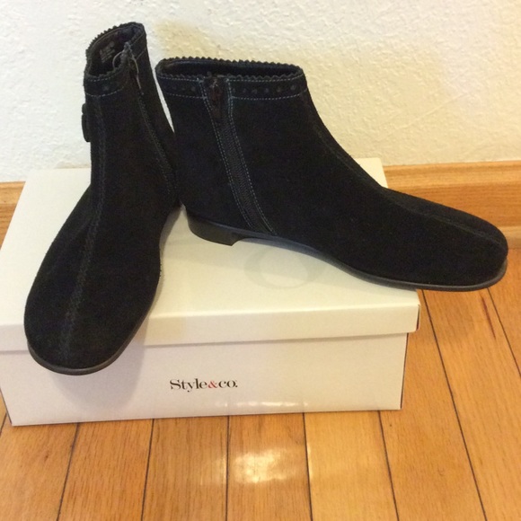 AEROSOLES Shoes - Aerosoles suede boots