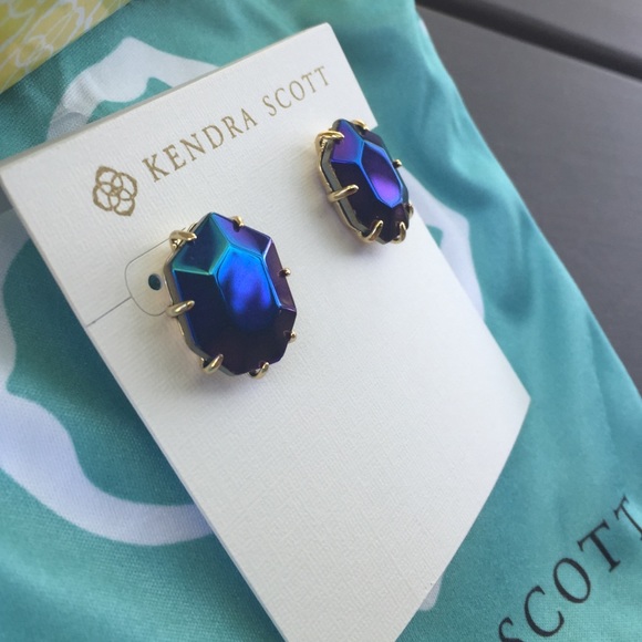 SOLD Kendra Scott Morgan Studs in Black Iridescent - Picture 2 of 4