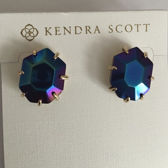 SOLD Kendra Scott Morgan Studs in Black Iridescent - Picture 4 of 4