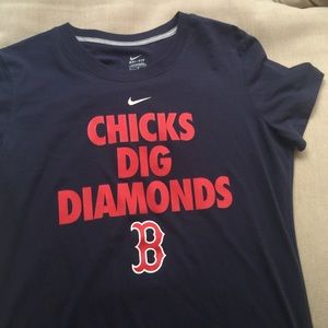 Women's Nike Boston Red Sox tee