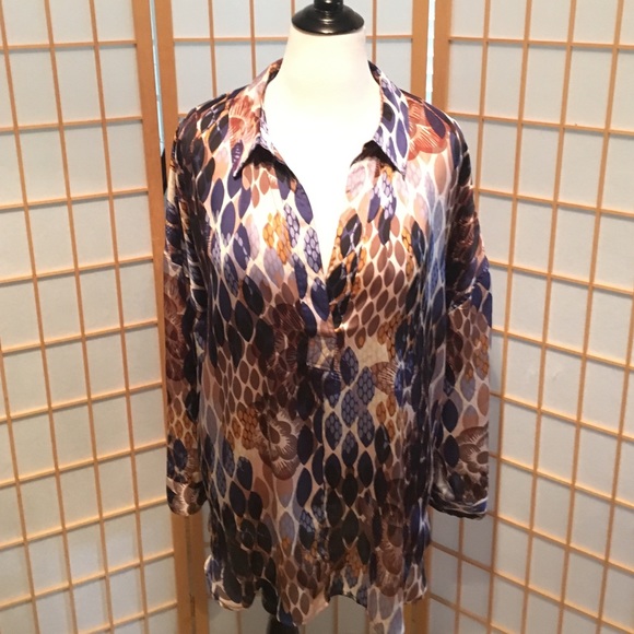 Beautiful 3/4 sleeve top - Picture 1 of 3