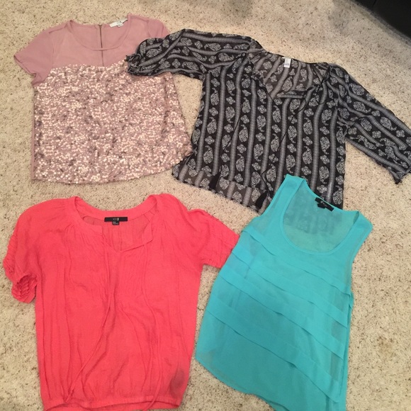 All blouses that have only been worn once - Picture 1 of 1