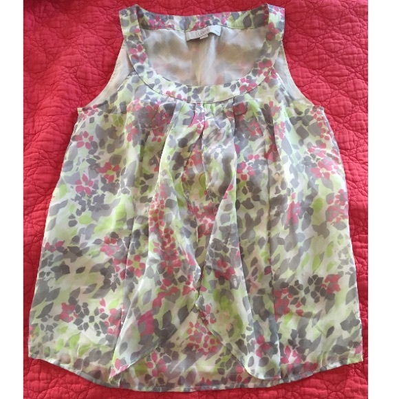 Ann Taylor LOFT loose top. Size small petite - Picture 2 of 3