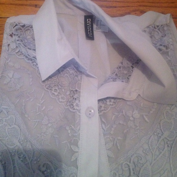 Springy H&M Blouse - Picture 2 of 3