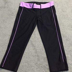 Athletic Xersion Fitness Capris Leggings
