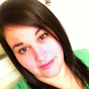 Meet your Posher, Gina