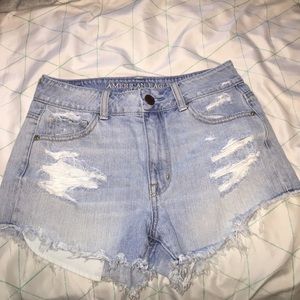 AEO high waisted distressed short