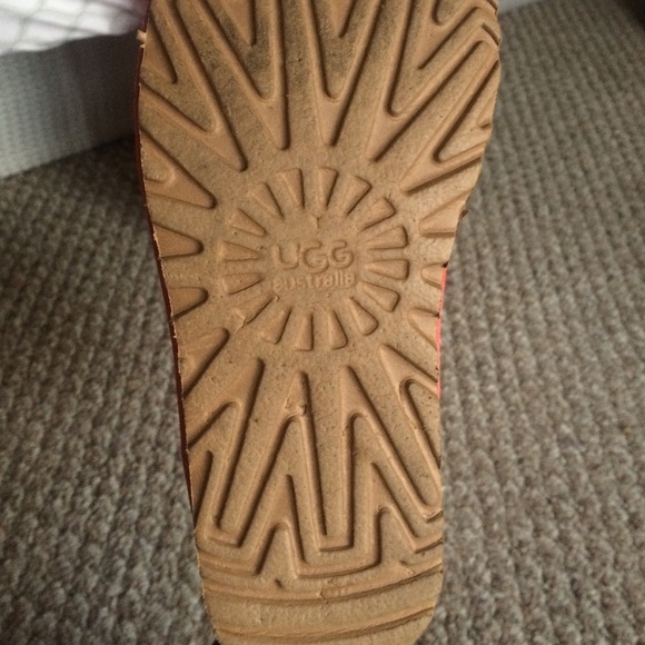 Fairly New Fake Uggs - Picture 3 of 3