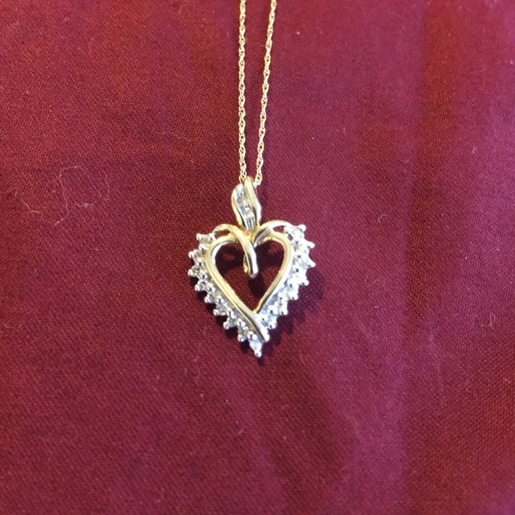 14k gold chain with diamond heart shaped pendant - Picture 1 of 2