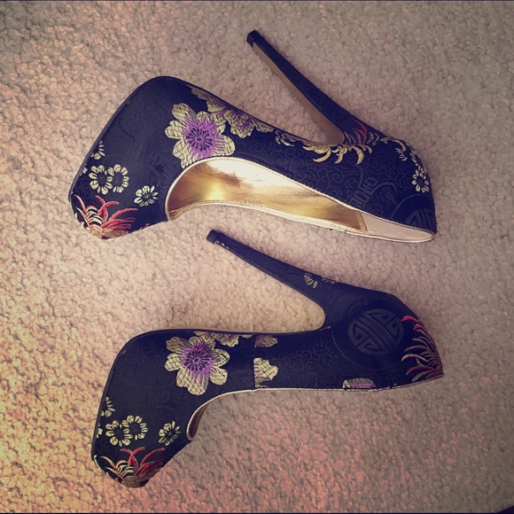 Poole-92 Aldo Navy Blue Pump Shoes