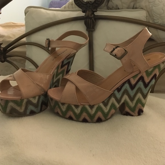 Madden Girl Chevron Wedge