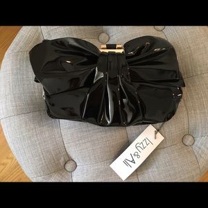 Izzy & Ali black bow clutch