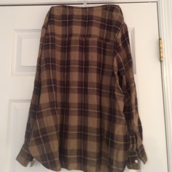 size Small petite old navy shirt - Picture 3 of 3