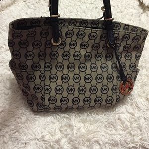 Michael Kors signature tote