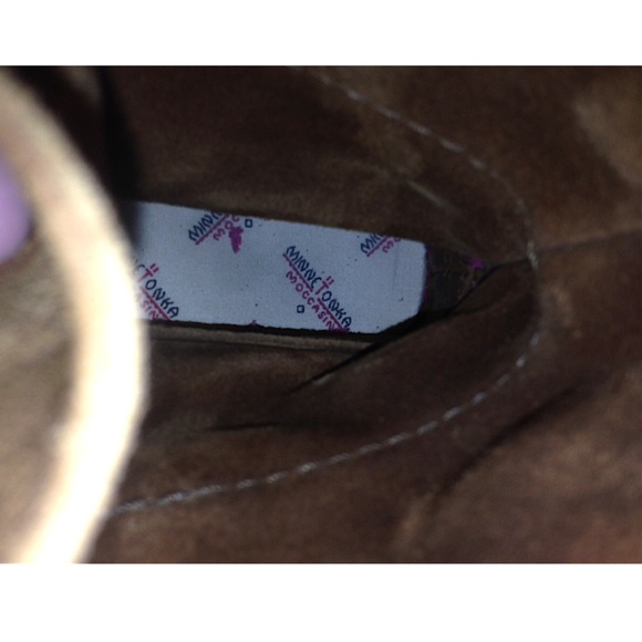 ✨MINNETONKA MOCCASINS! ✨ or best offer - Picture 4 of 4