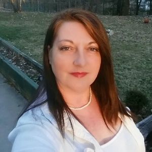 Meet your Posher, Frances