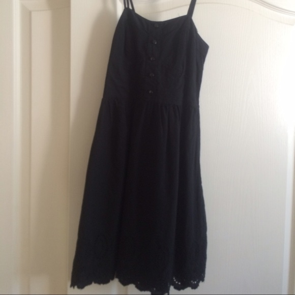 LBD - Picture 2 of 3