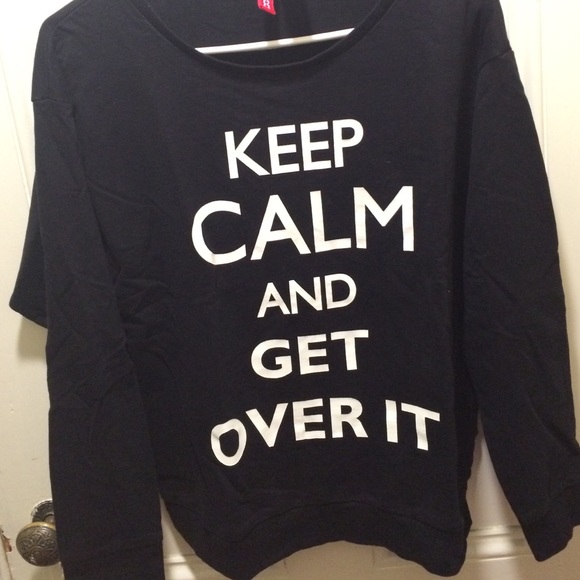 H&M Graphic Pullover Top